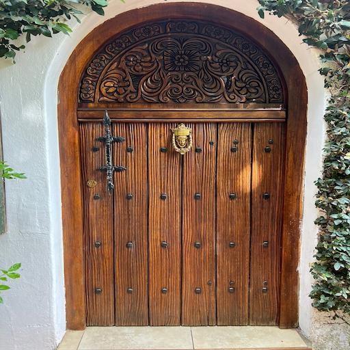 AFRICARVE HAND CARVED DOORS & SIGNS